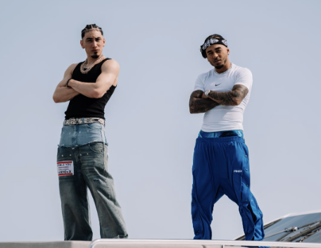 Ozuna y Omar Courtz encienden el verano con "ZIZI"